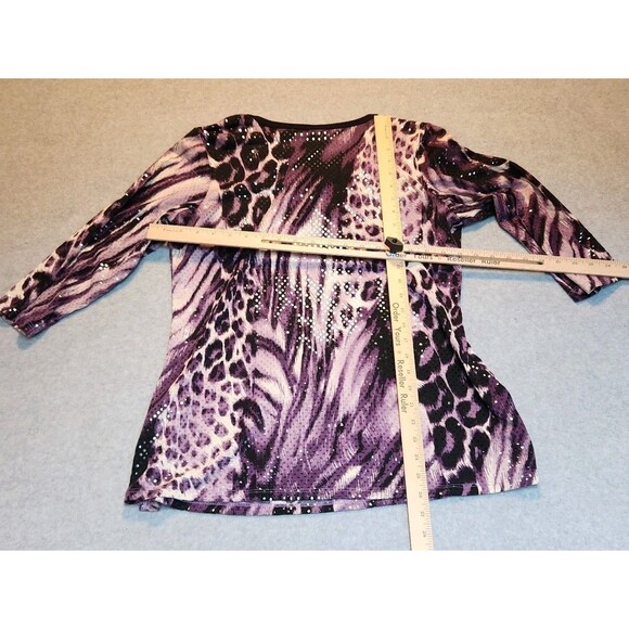 Susan Graver Blouse Top Sz S Womans Purple Animal Print 3/4 Sleeve V-Neck - Picture 4 of 7